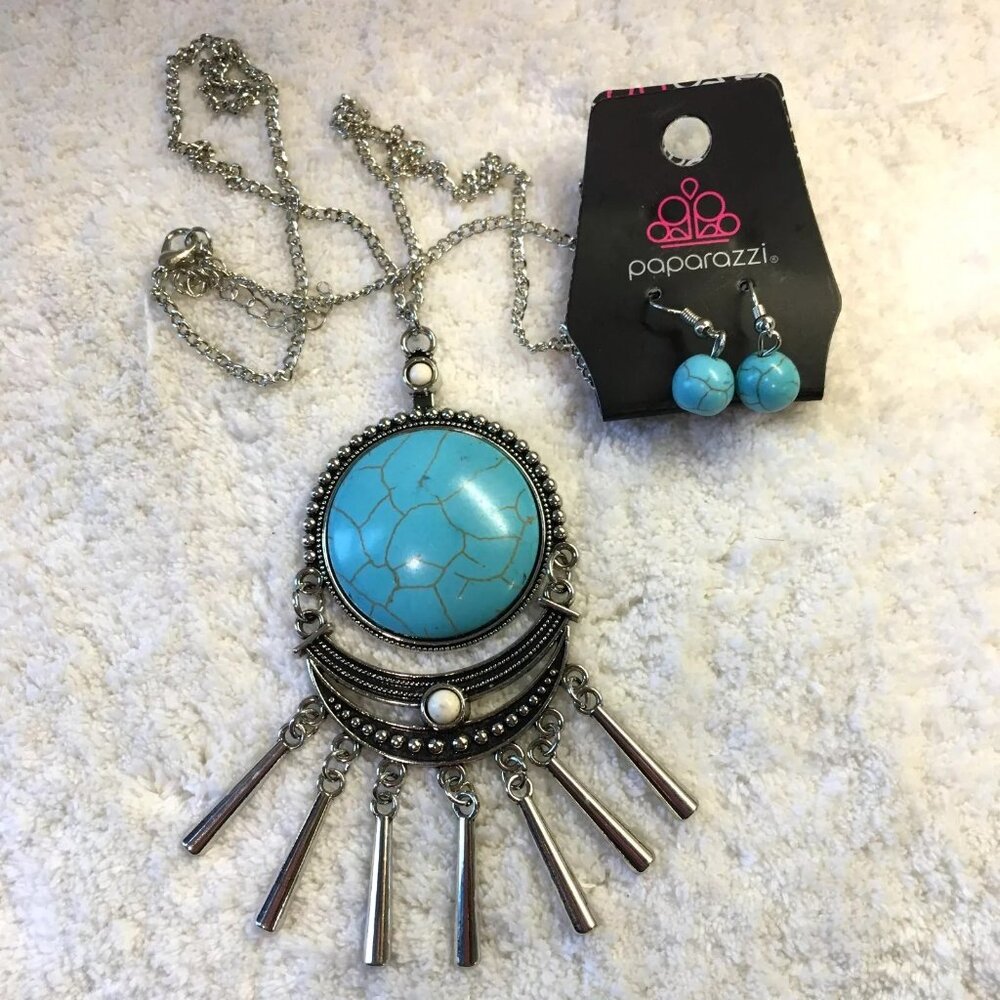 Paparazzi Rural Rustler Jewelry Set Blue Necklace And Earrings-New